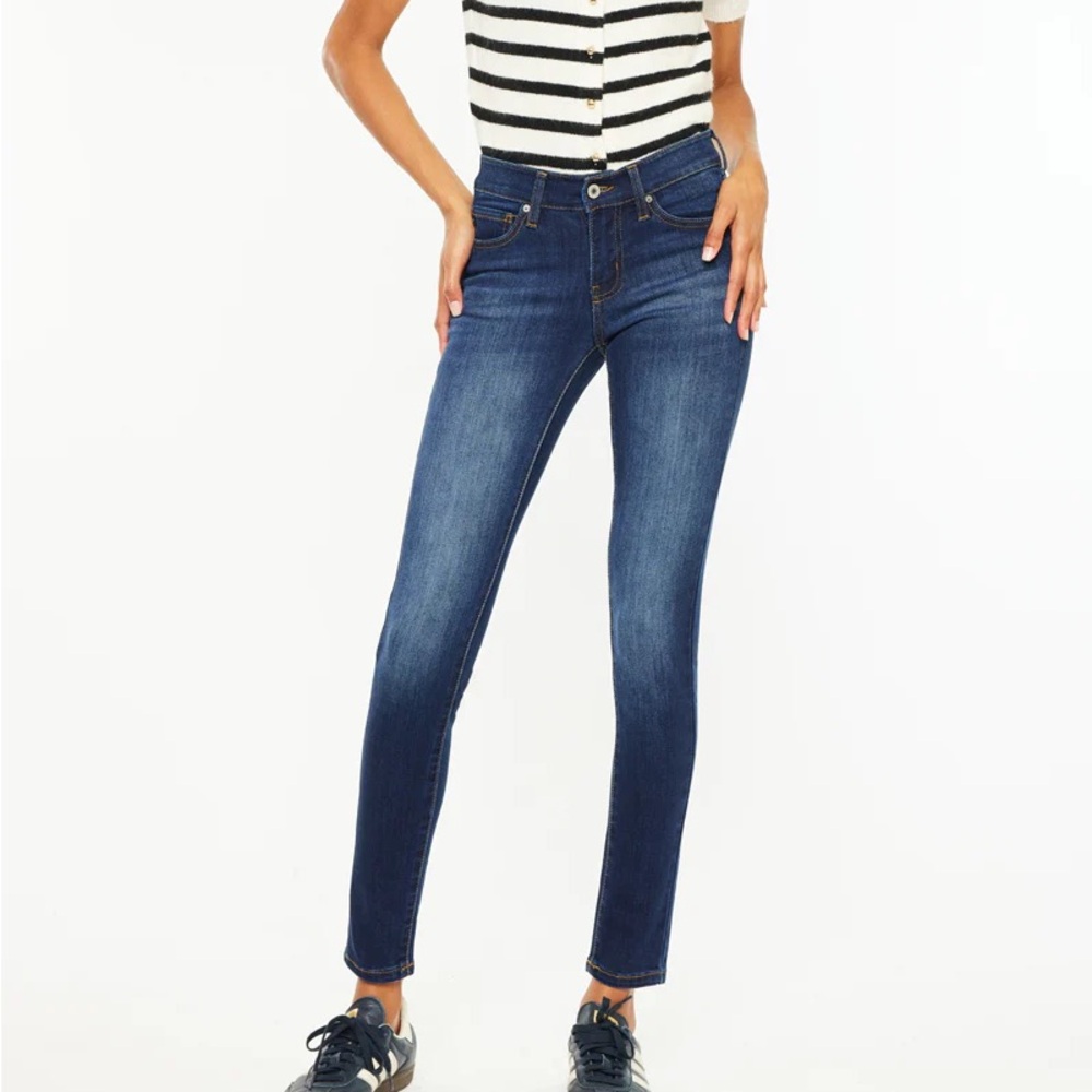 Kancan Womens Jeans Mid Rise Super Skinny Denim style KC11214CHD Size 3 / 25